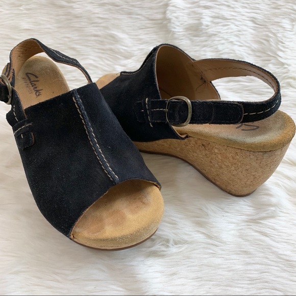 clarks suede wedge sandals